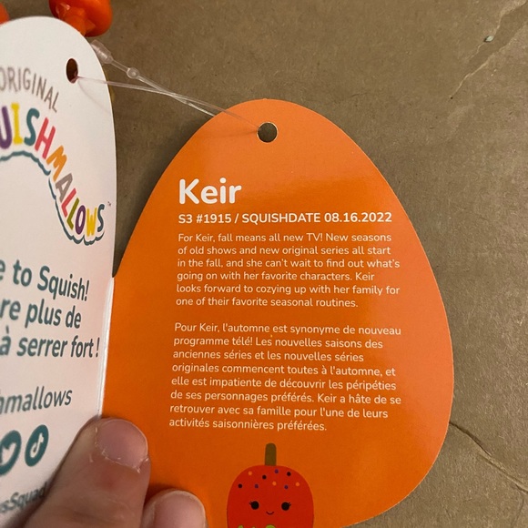 NWT Keir the candy apple Halloween Squishmallow clip - Picture 2 of 5